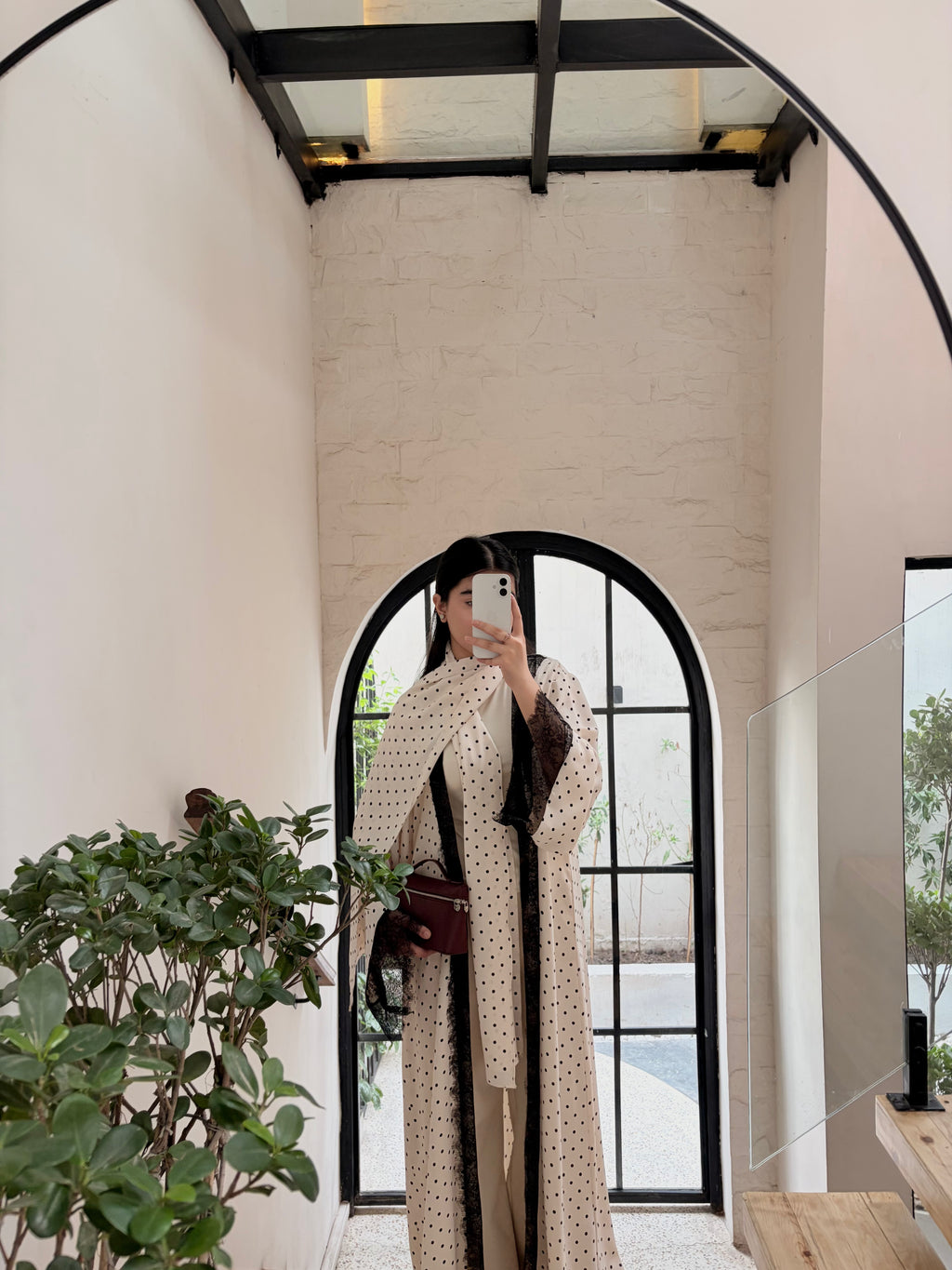 Polka Dentelle Abaya