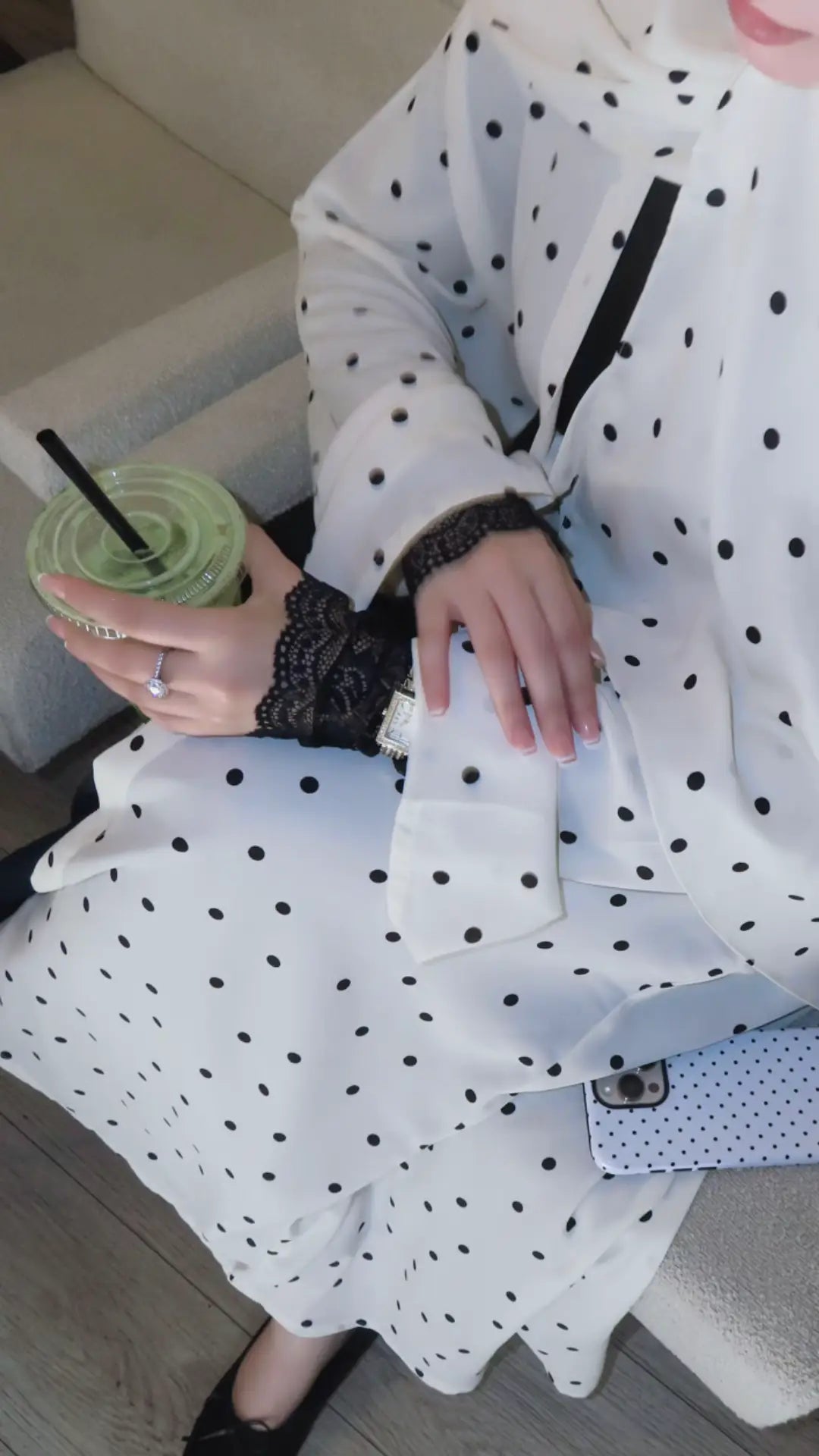 Creme Polka Abaya