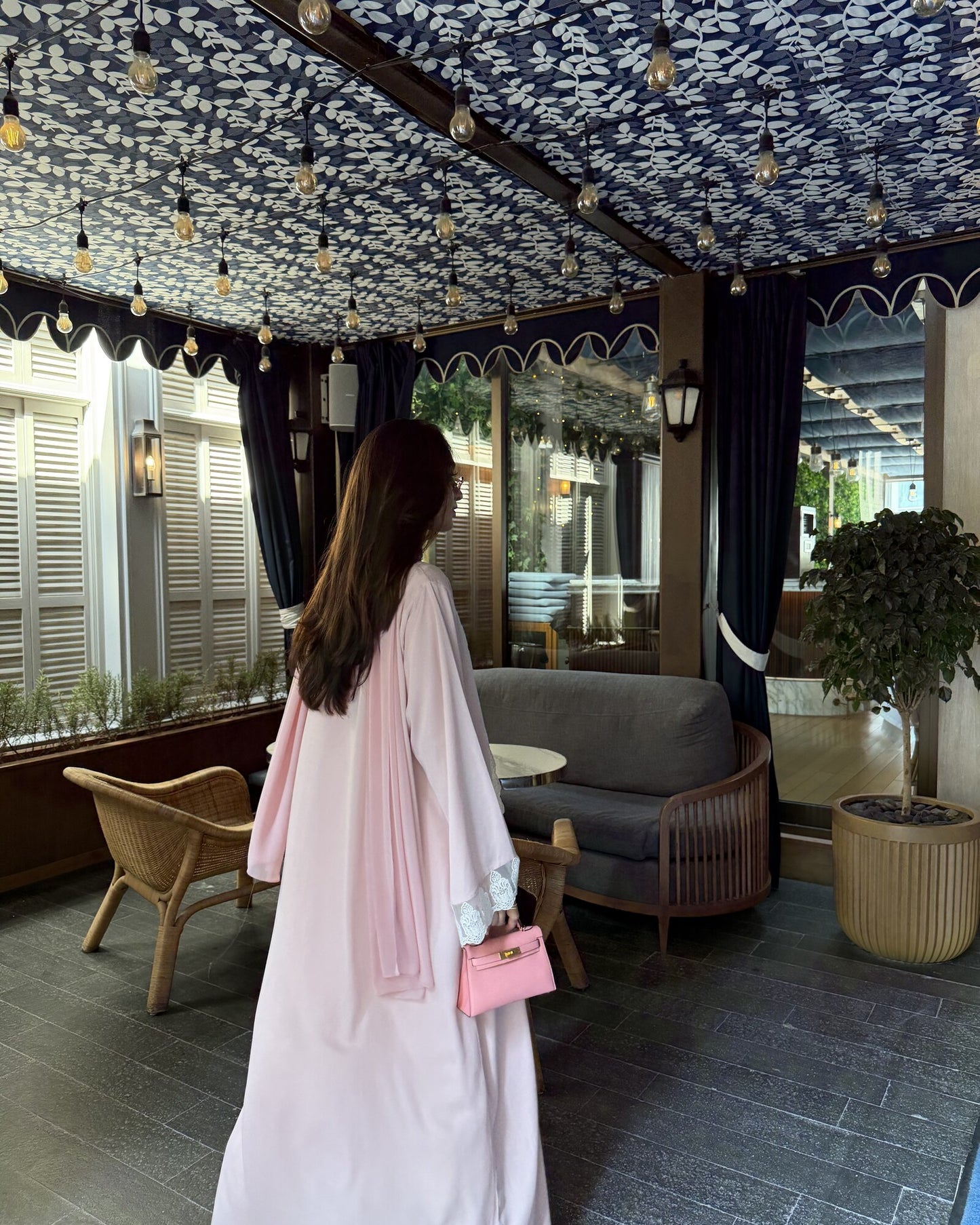 Rose Poudrée Abaya